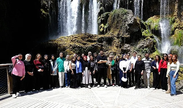 Gençlik Meclisi, Üniversite Öğrencileri İçin Çeşitli Etkinlikler Düzenlemeye Devam Ediyor