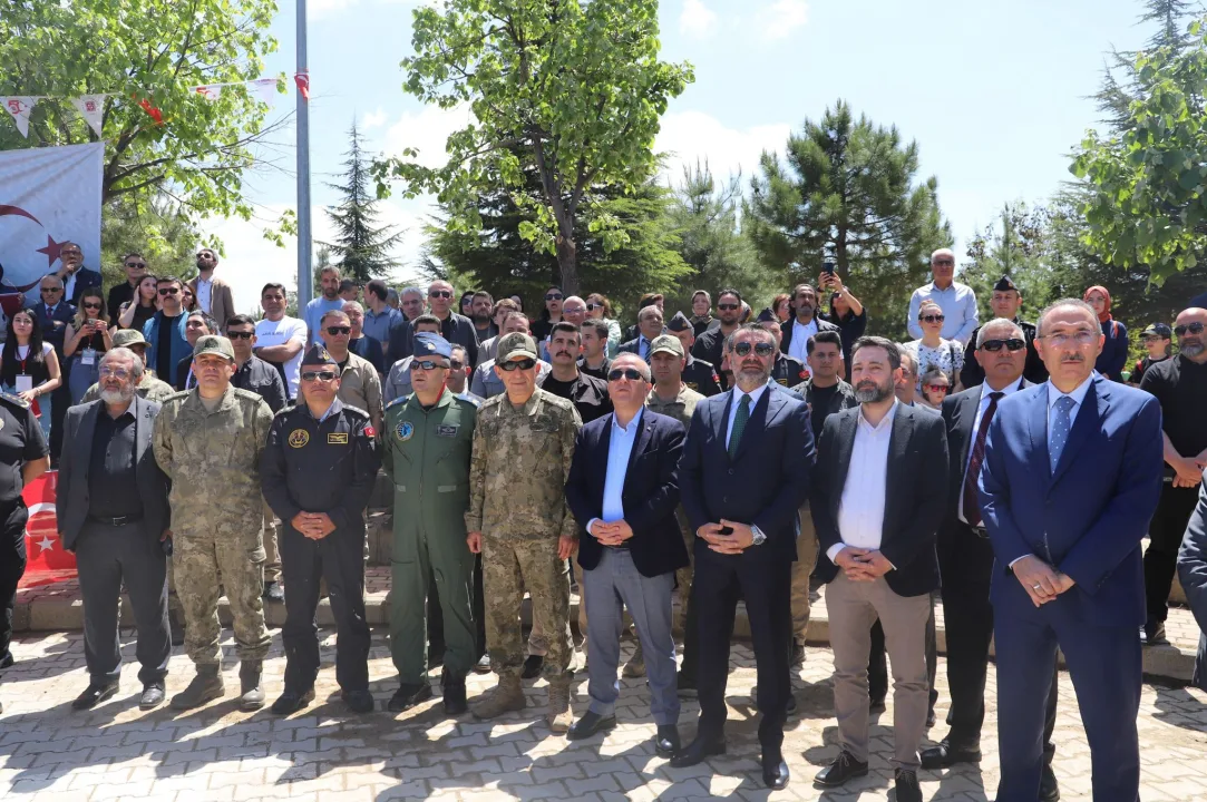 SOLOTÜRK Ekibi Öğrencilerle Söyleşi Programında Buluştu