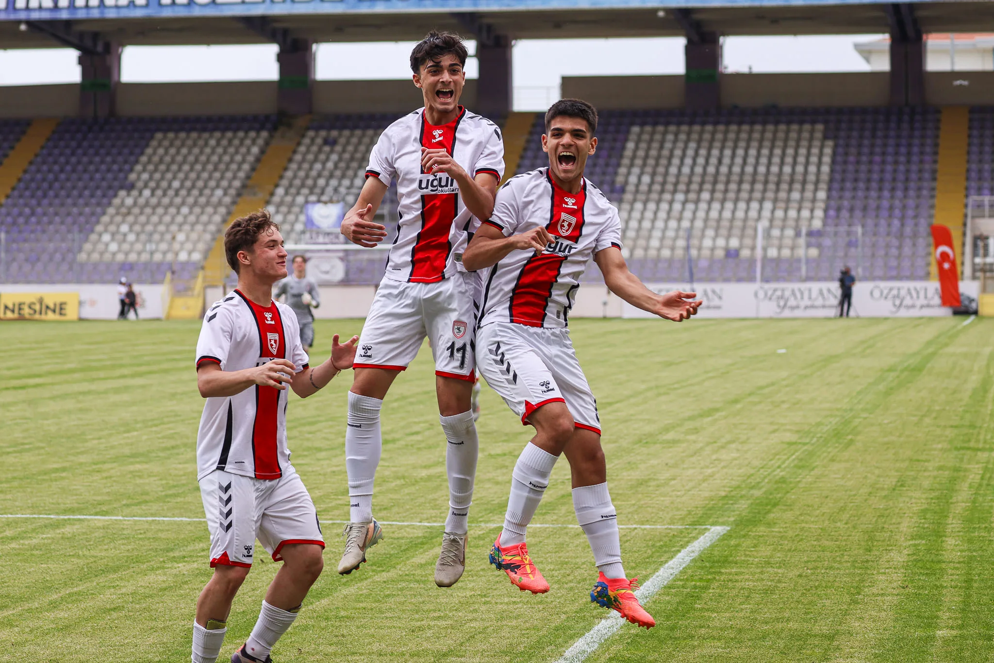 Samsun Uğur Okulları Türkiye Şampiyonu Oldu