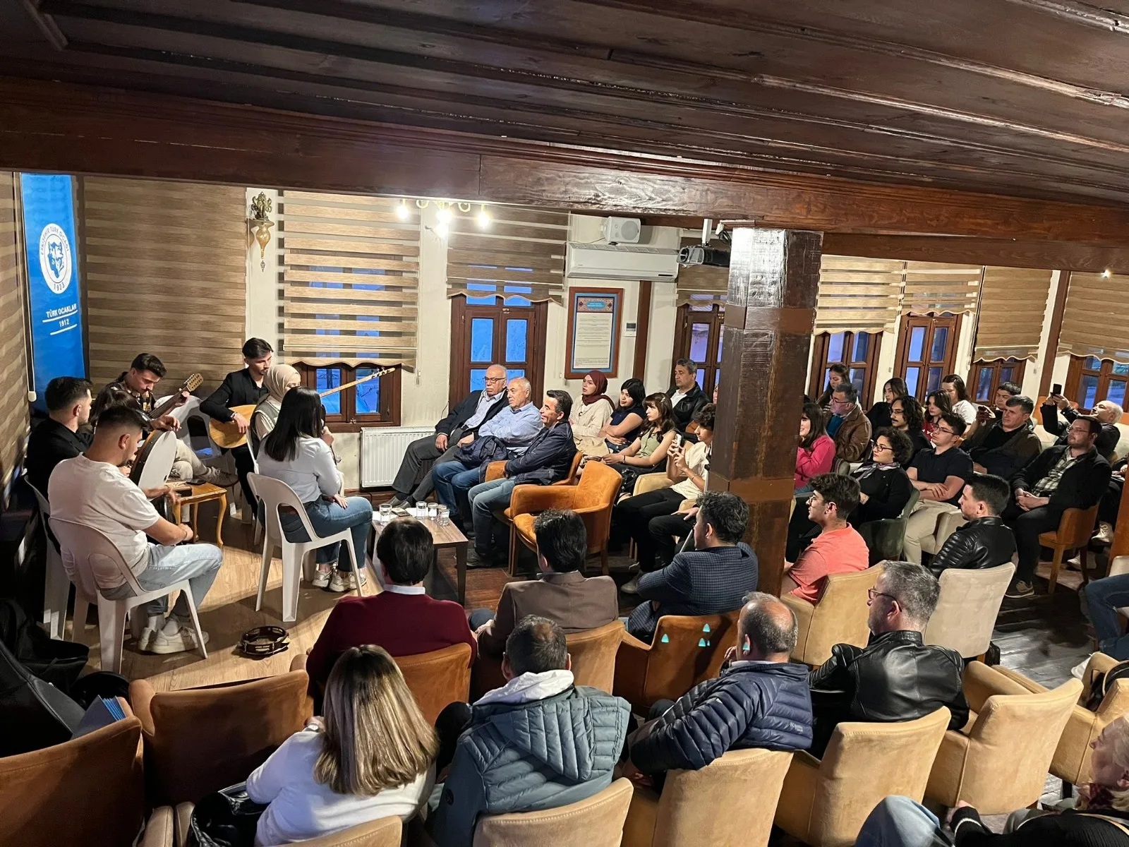 Eskişehir Türk Ocağı Geleneksel Perşembe Sohbetinde; “Türkülerle Türkiye” konseri