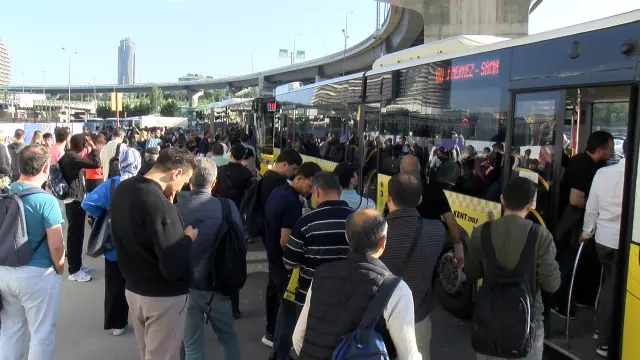 İstanbul’da grev yapan şoförler İBB ile anlaştı! Otobüsler sefere çıkacak