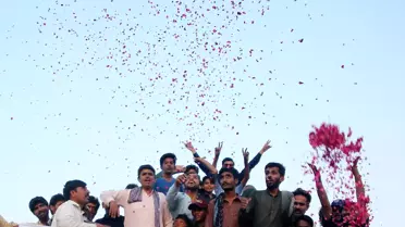 Pakistan Hava Sahası Yeniden Açıldı