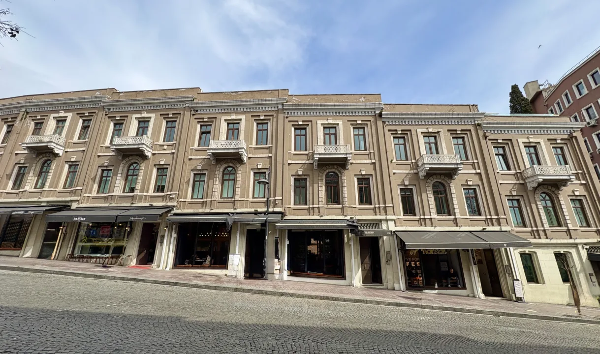 Osmanlı’da Toplu Konutun İlk Örneği: Akaretler Sıraevleri