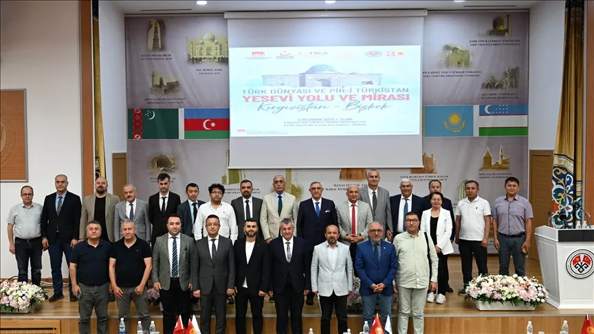 Kırgızistan’da “Türk Dünyası ve Pir-i Türkistan: Yesevi Yolu ve Mirası” paneli düzenlendi