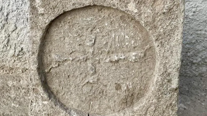 Kırşehir’de Bizans dönemine ait olduğu değerlendirilen mezar steli ele geçirildi