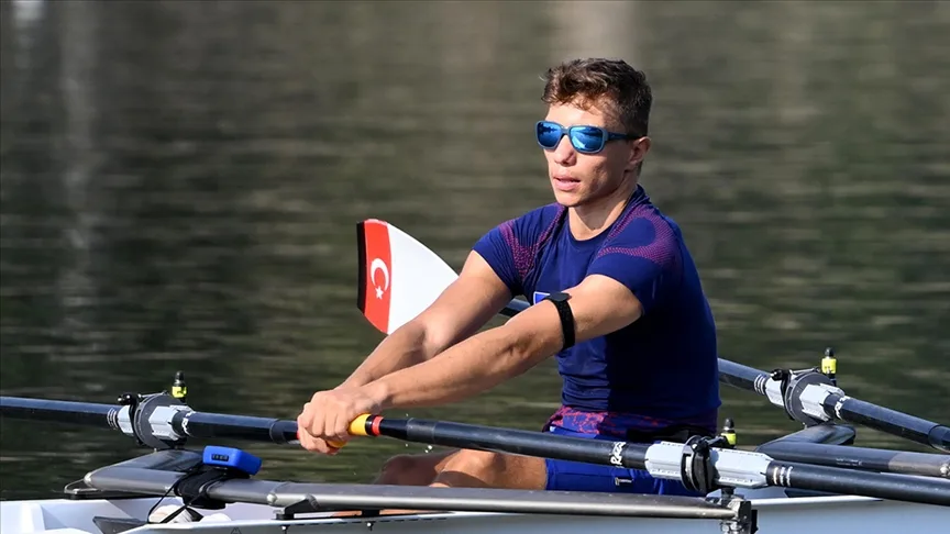Milli para kürekçi Yiğit Doğukan Bozkurt’tan Paris’te 2 altın madalya