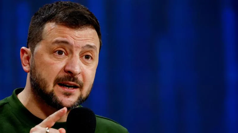 Zelenski: Ukrayna topraklarında bugün 695 bin Rus askeri var