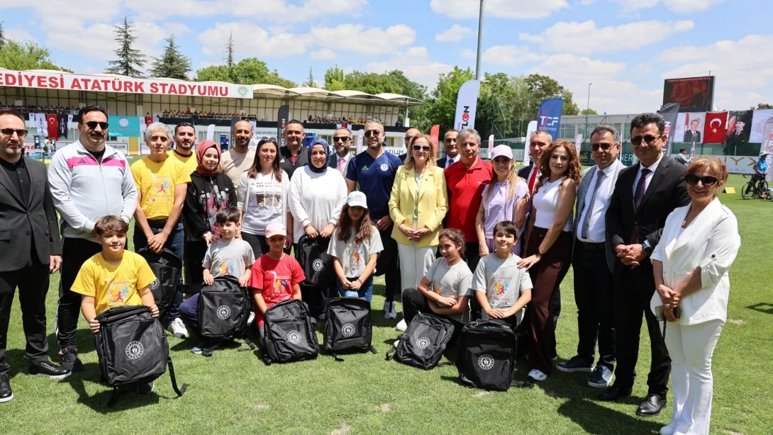 Ankara’da Spor Zamanı -” Üç Nesil Spor Yapıyor” Şenliği