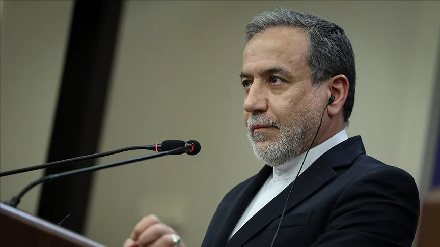 İran Dışişleri Bakanı, Trump’ın açıklamasının aksine ABD ile görüşmelere başlama kararı almadıklarını açıkladı