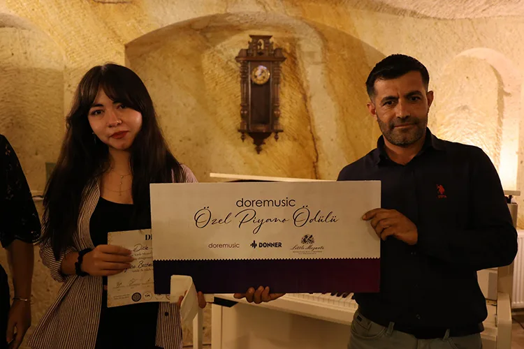 “Uluslararası Little Mozart’s Piyano ve Keman Festivali ve Yarışması” ödül töreni Ürgüp’te yapıldı