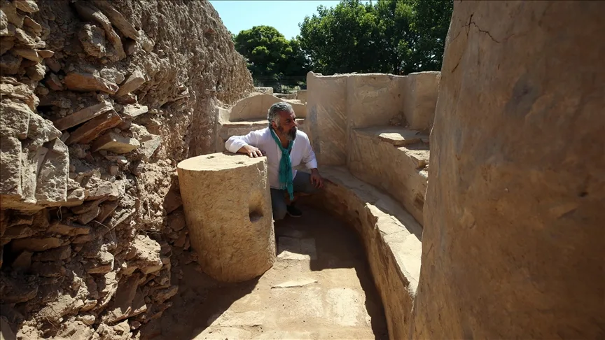 Aydın’daki Magnesia Antik Kenti’nin bilinmeyen yapısı gün ışığına çıkartılıyor