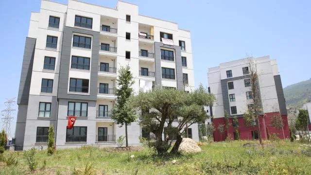 Bakan Kurum’dan gençlere sosyal konut müjdesi