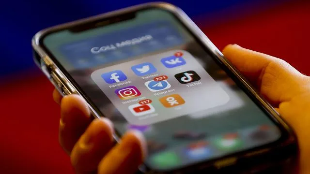 Uzmanlar sosyal medyada geçirilen süre konusunda uyarıyor