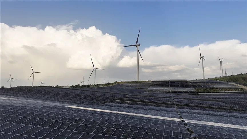 Dünya nüfusunun beşte birini barındıran Afrika, temiz enerji yatırımlarının yüzde 2’sini alıyor