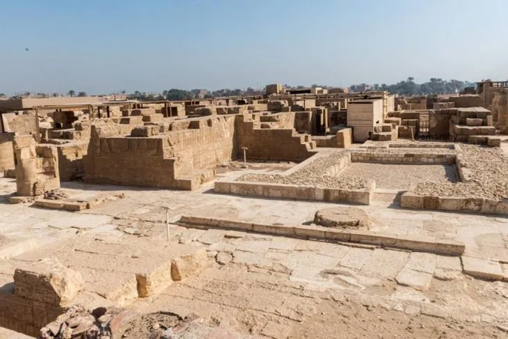 Yukarı Mısır’da 13.000 Ostraca Keşfedildi