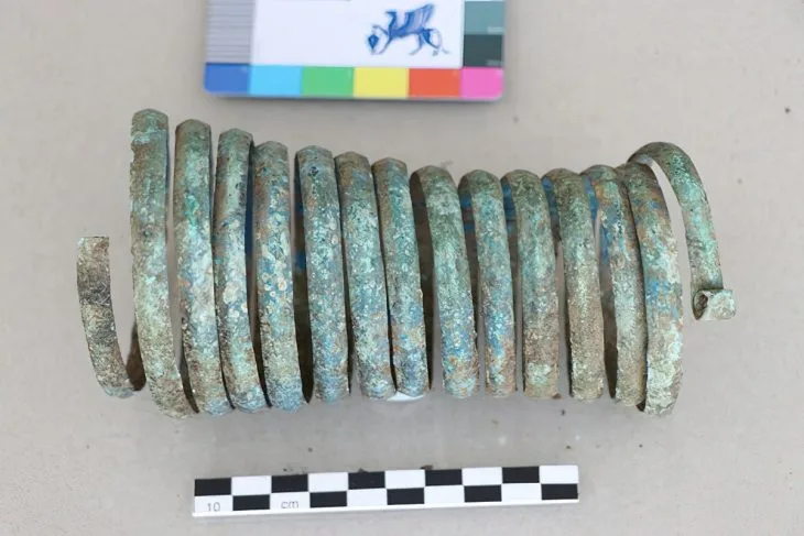 Bosna’daki tarih öncesi Kopilo mezarlarında keşfedilen yeni fibula türleri