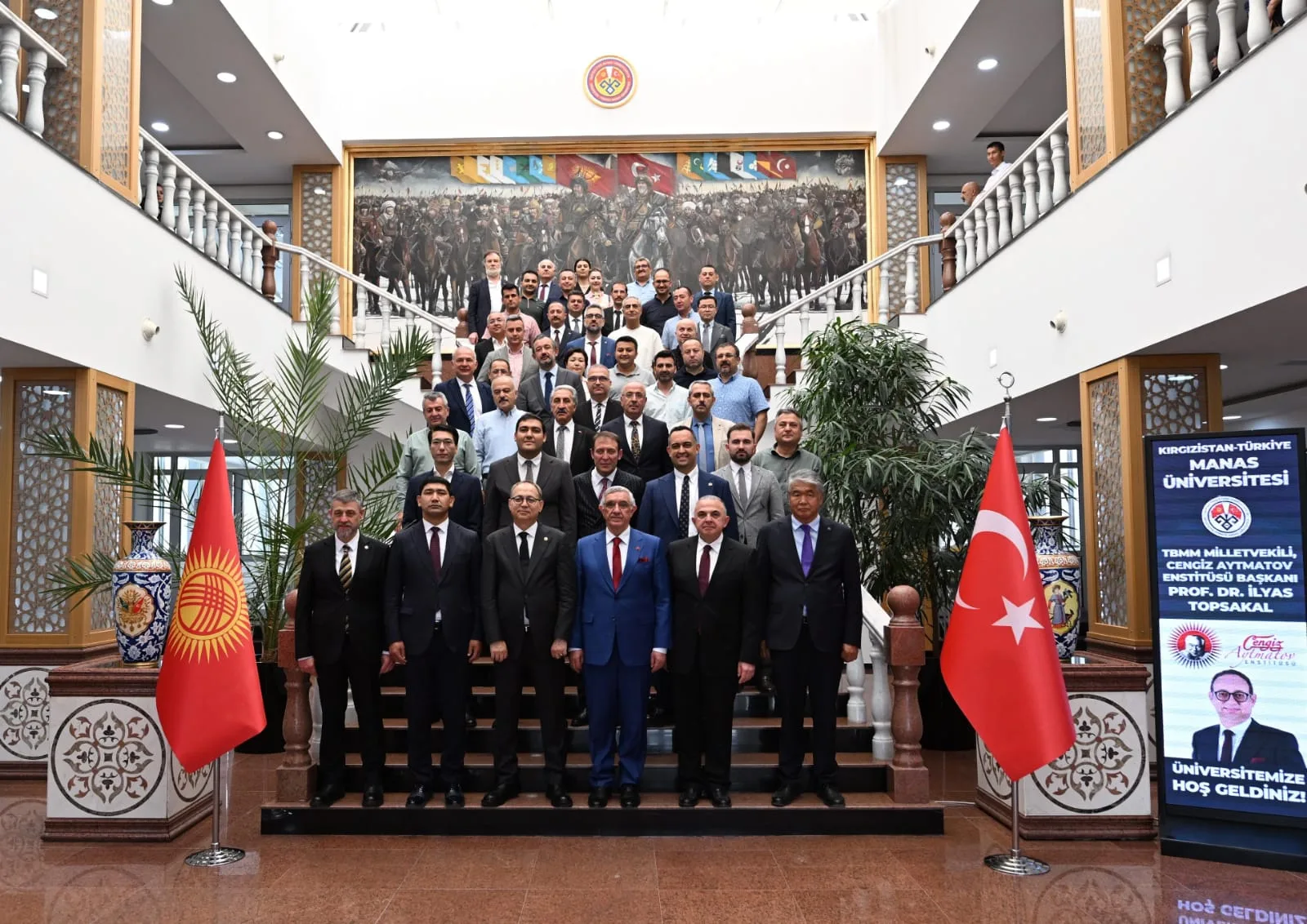 Bişkek’te “Cengiz Aytmatov’da kimlik, bellek ve ortak kültür” paneli düzenlendi.