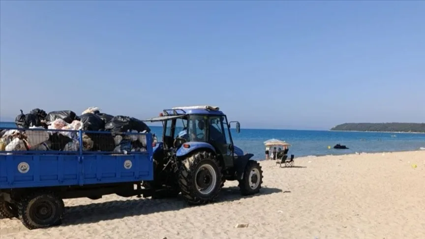 Kurban Bayramı tatilinde Saros Körfezi’nde 200 ton atık toplandı