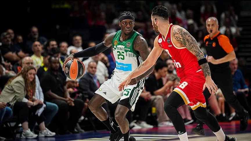 Panathinaikos ile Olympiakos arasındaki final serisinin 3. maçı güvenlik gerekçesiyle ertelendi