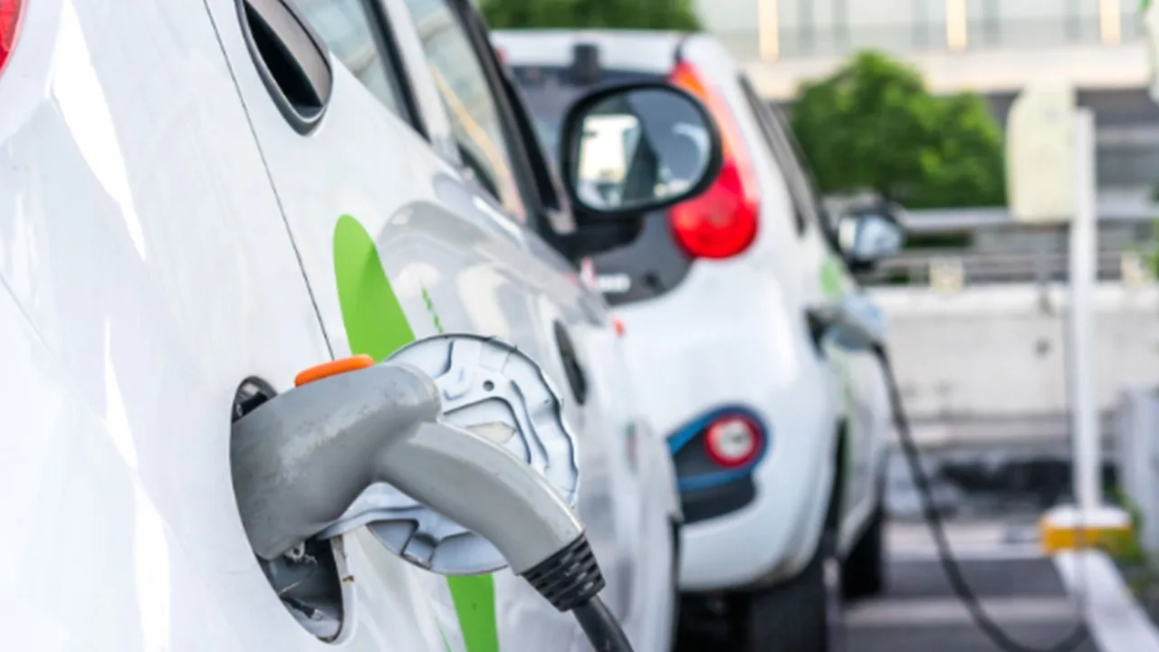 Türkiye otomobil pazarında elektrikli ve hibritin pazar payı yüzde 42,9’a ulaştı