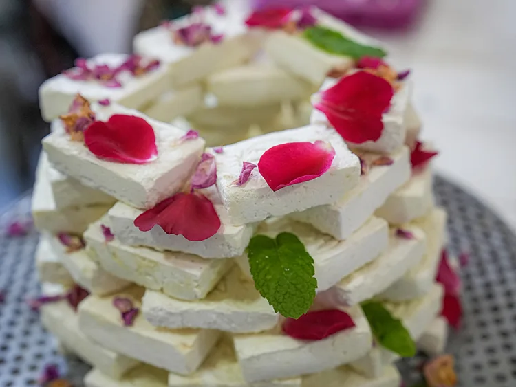 Diyarbakır’da kadınlar bitkilerden ürettikleri sabunlarla hikayelerini de duyuracak