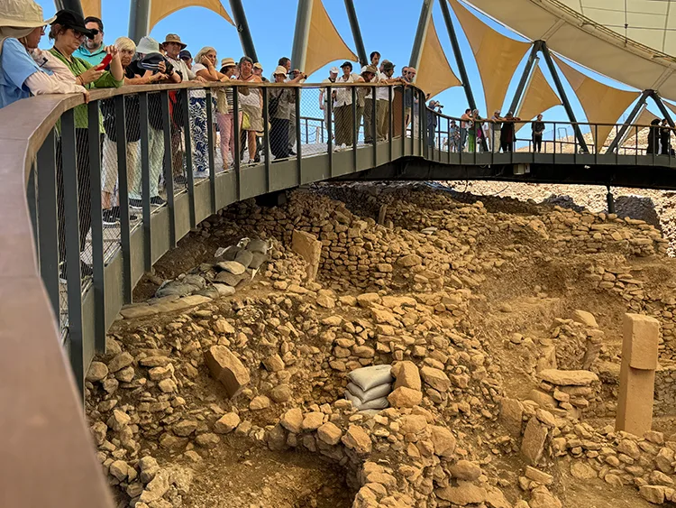Göbeklitepe’de ziyaretçi yoğunluğu yaşanıyor