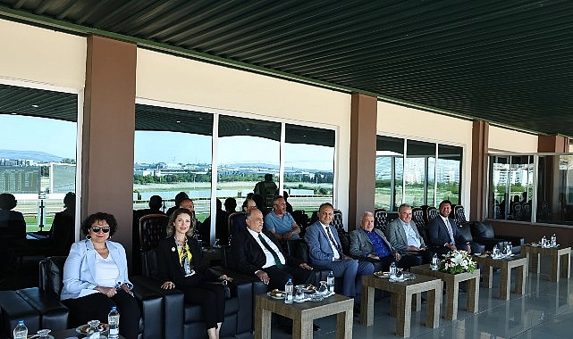 Nilüfer Belediye Başkanlığı Koşusu’nun galibi “Taşan”