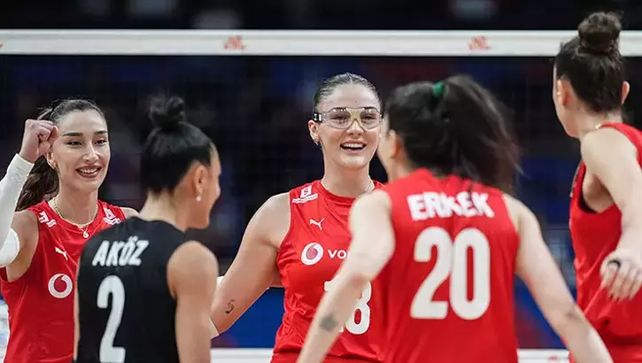 6 maçta 6. galibiyet… (Kanada 0-3 Türkiye) Filenin Sultanları durdurulamıyor!