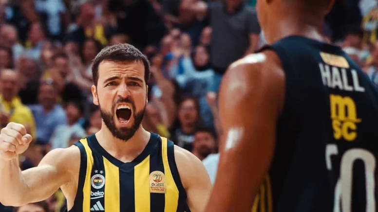 Basketbol Süper Ligi play-off’ta ilk finalist Fenerbahçe Beko oldu