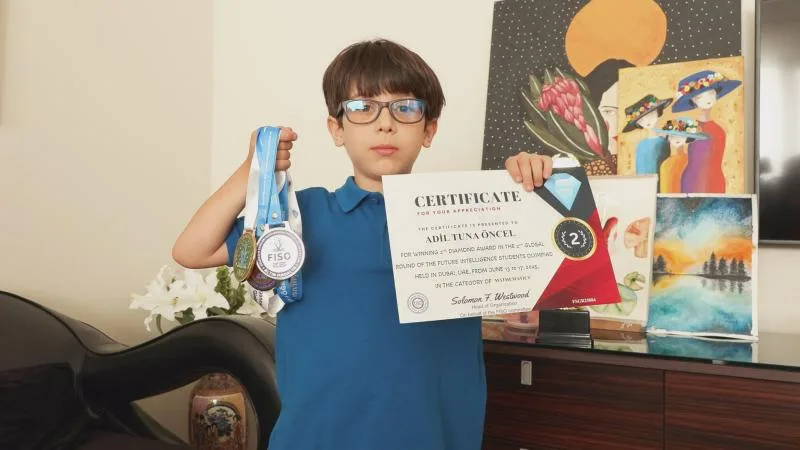 7 yaşında matematikte dünya şampiyonu oldu