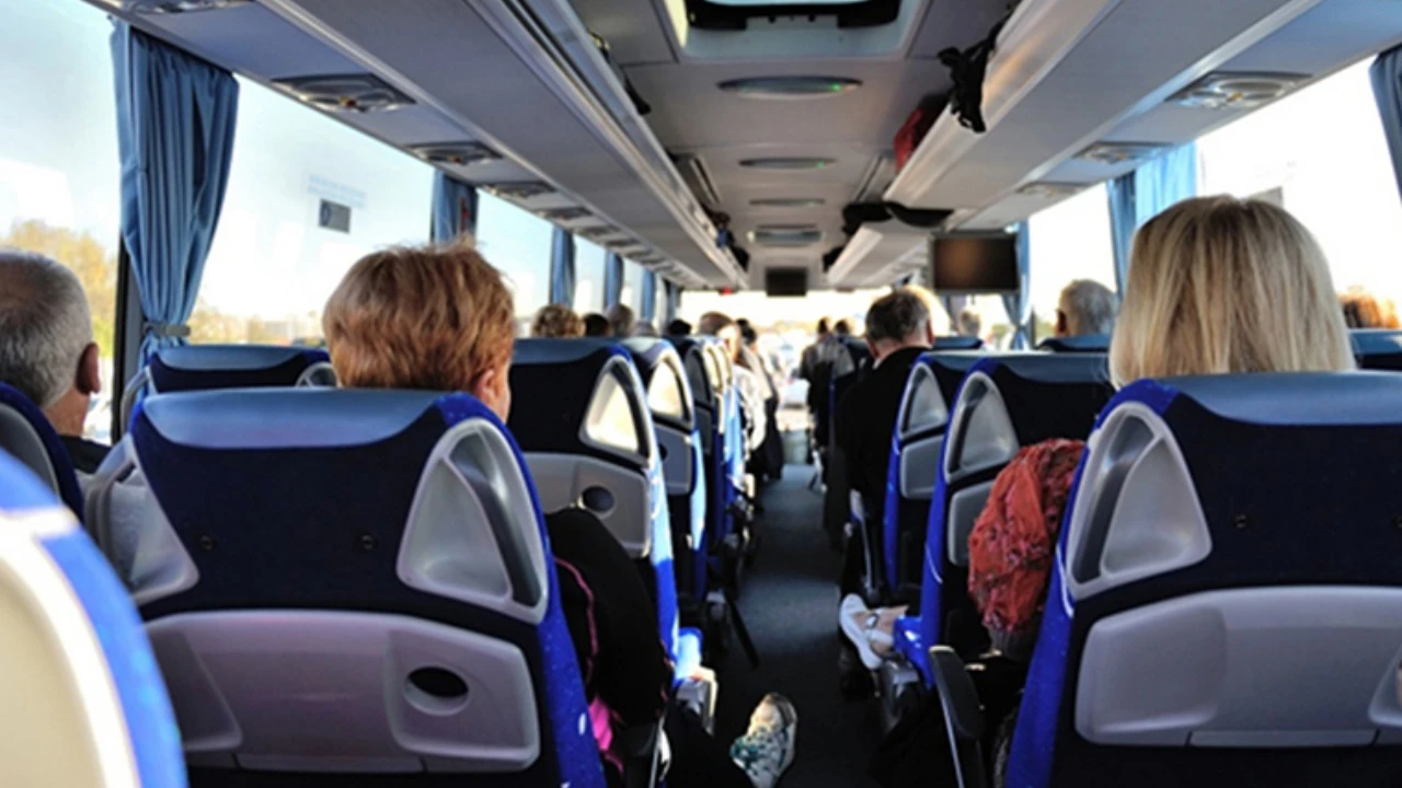 Şehirlerarası Otobüs Yolculuğu Kabusa Dönüyor! Şok Edici Olaylar