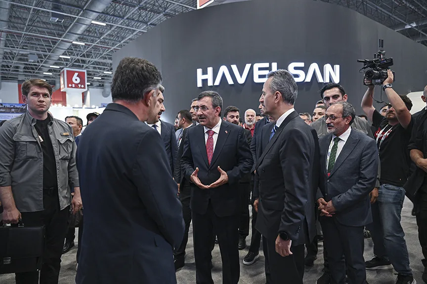 Cumhurbaşkanı Yardımcısı Yılmaz: Artık dünyanın dört bir yerine ürün satan bir savunma sanayimiz var