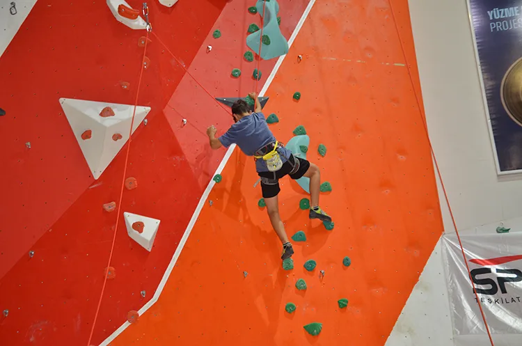 Türkiye’de ilk kez düzenlenen Para Tırmanış Türkiye Şampiyonası, Muş’ta başladı