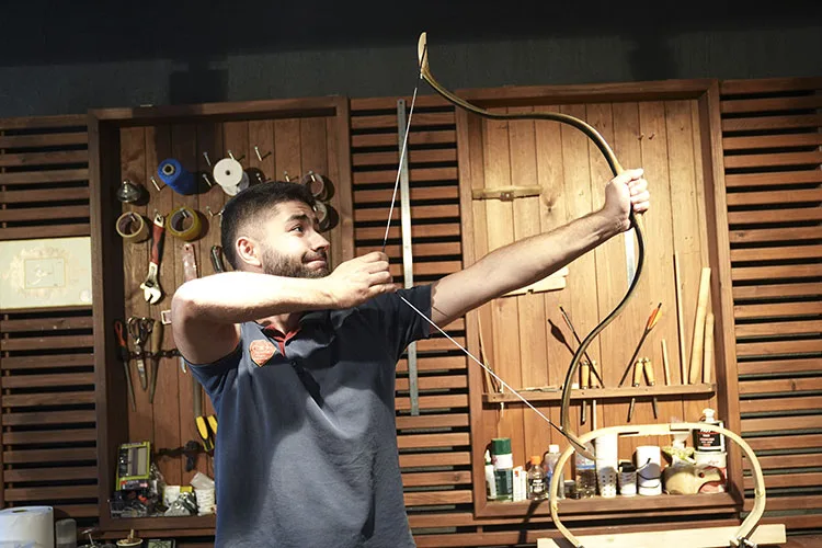 Okçular Vakfında 2 bin yıllık yöntemlerle geleneksel yay üretildi