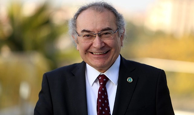 Prof. Dr. Nevzat Tarhan: “Çocuk sözleri takip etmez, izleri takip eder!”