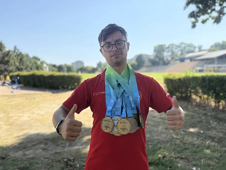 Down sendromlu milli atlet, Avrupa şampiyonasından 10 madalyayla döndü