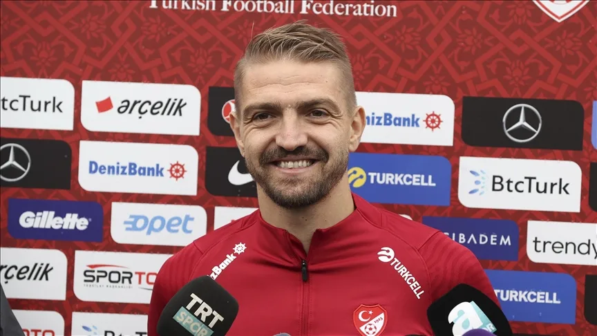 Sakaryaspor, Caner Erkin’i renklerine bağladı