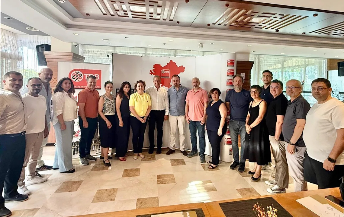 Egeli Diş Hekimlerinden Dayanışma ve Güçbirliği Vurgusu