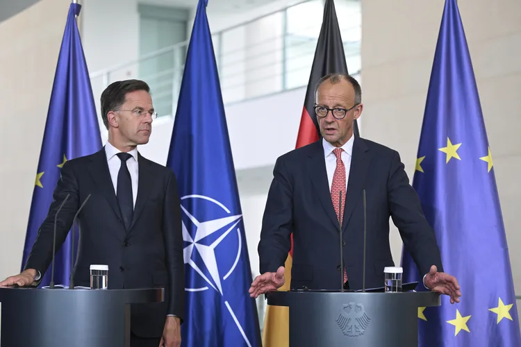 NATO Genel Sekreteri Rutte’ye göre müttefikler arasında savunma sanayisindeki engeller kalkmalı