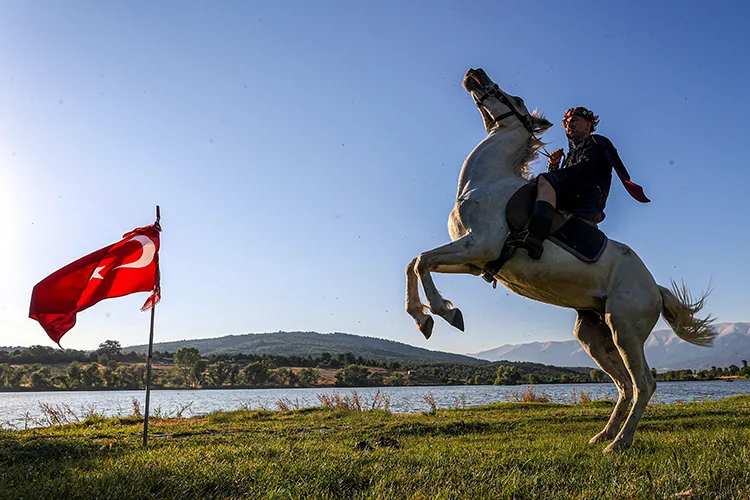 Milli Mücadele’de Uludağ’ı savunan efelerin torunları kültürlerini belgeselle anlatacak