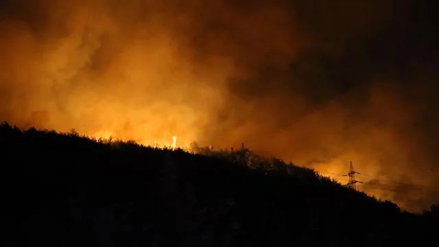 Hatay’da alevlerle mücadele sürüyor