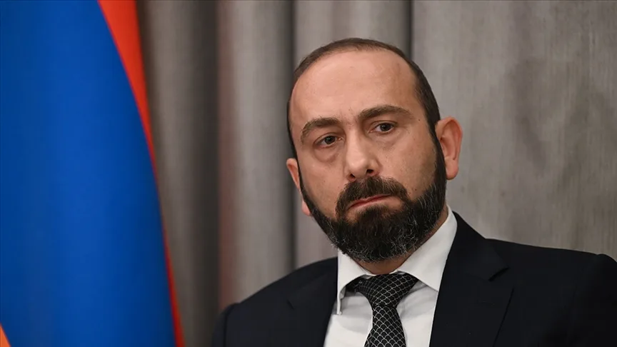 Ermenistan Dışişleri Bakanı Mirzoyan’dan, Rus mevkidaşı Lavrov’a “İç işlerimize karışmayın” yanıtı