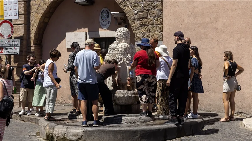 İtalya’da aşırı sıcaklar nedeniyle 2 kişi hayatını kaybetti