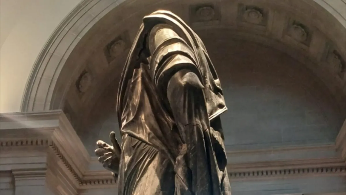 Roma İmparatoru Marcus Aurelius’un heykeli 65 yıl sonra Türkiye’ye getirildi.. Yakında sergilenecek