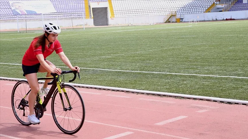Balkan şampiyonu genç milli triatloncu, yeni uluslararası başarılara odaklandı