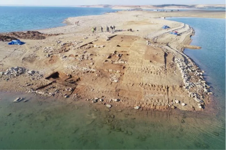 Gizemli bir krallığa ait 3400 yıllık şehir Dicle Nehri’nden çıktı.