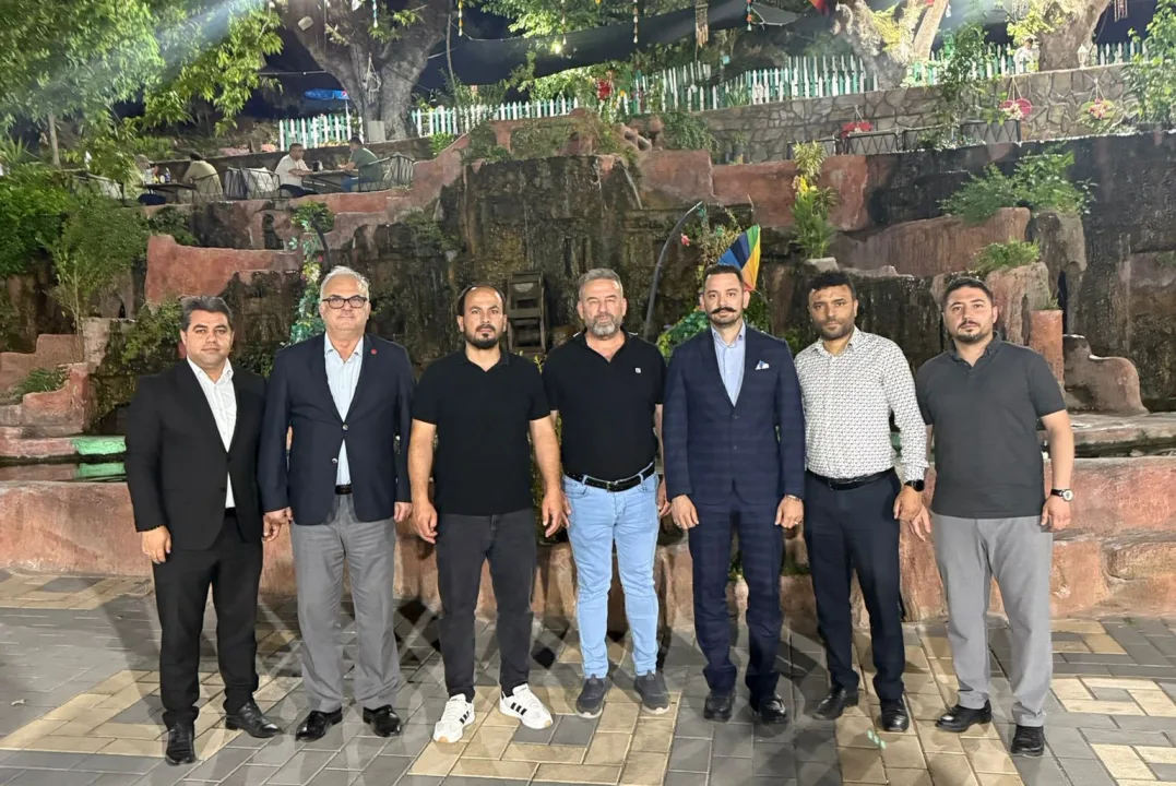 Başkan Adayı Mahmut Kobaner Taraftarlarla Buluştu