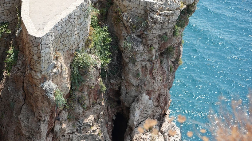 Antalya falezlerinde bazı bölgelerin koruma statüsü değiştirildi
