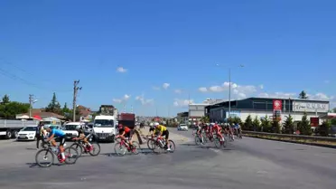 Bafra’da Bisiklet Türkiye Kupası 5. Etap Yarışı Yapıldı