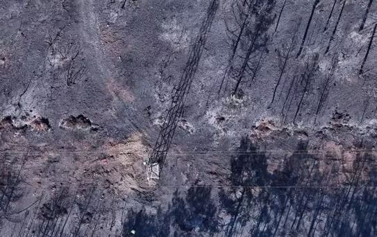 Yangın Sonrası Enerji Hatları Onarılıyor